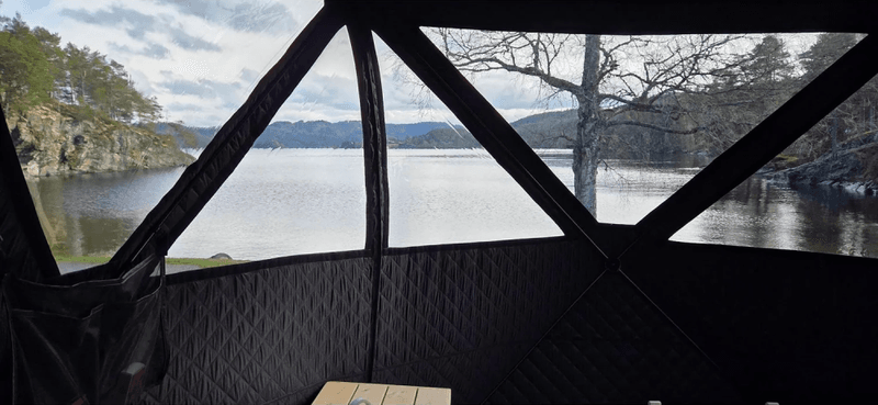 Badstutelt Ellingsvik. Ink. Vedovn, badstustein og termometer